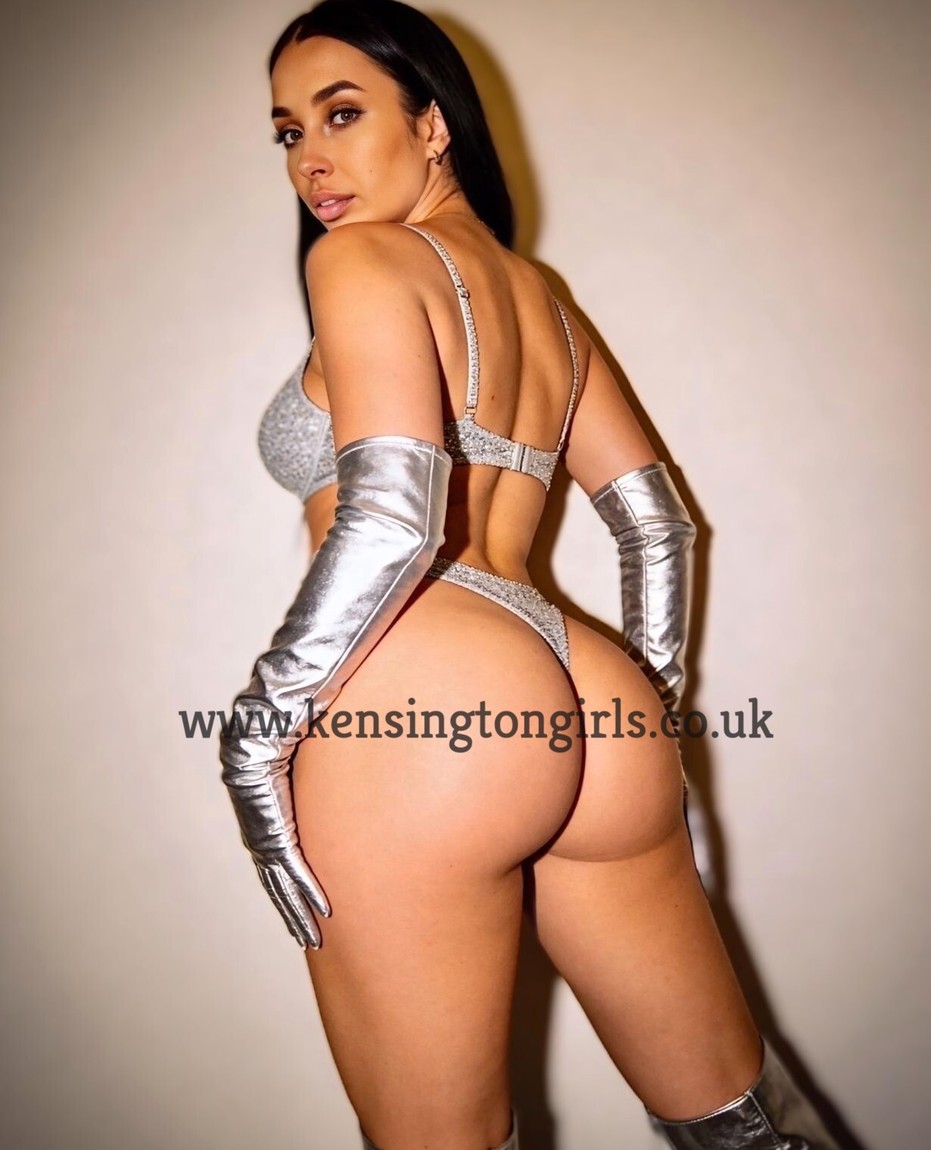 Karina - Photo 9
