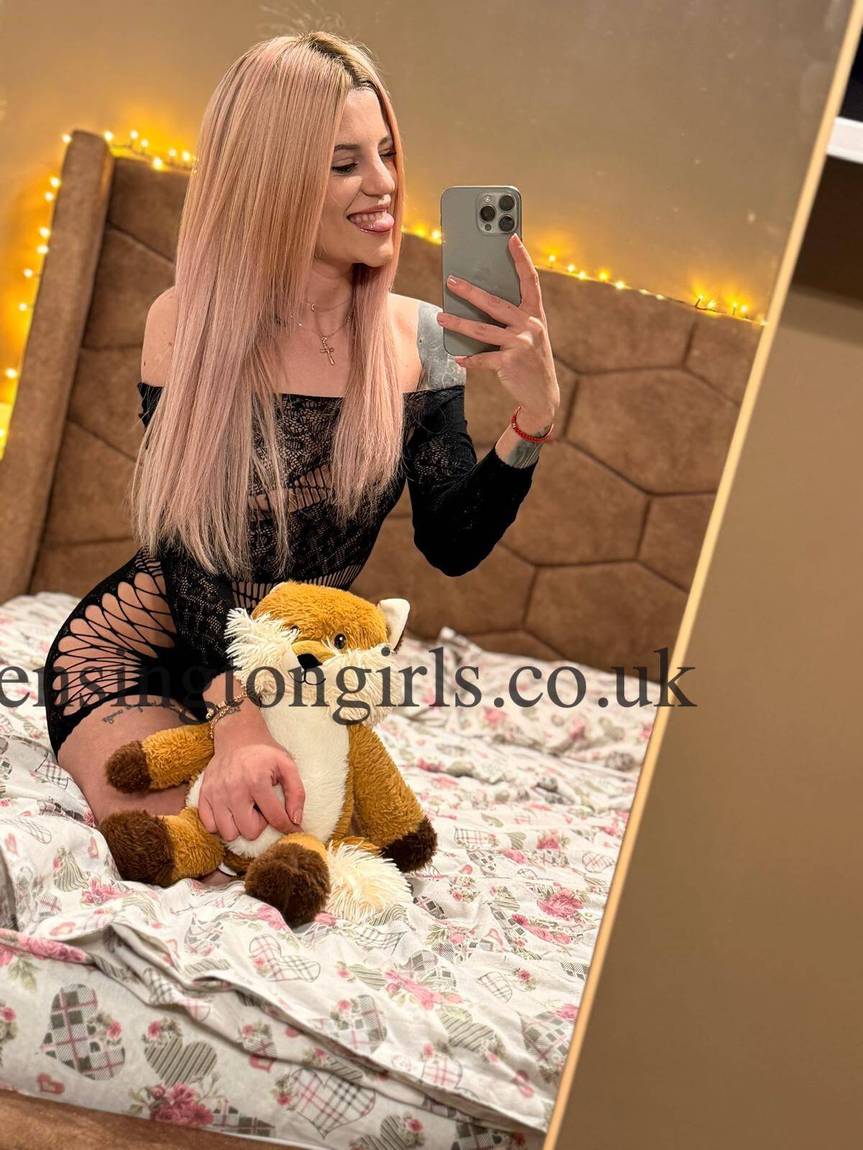 Emily - Foto 2