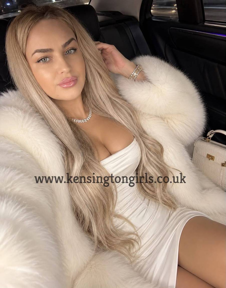 Mistress Alenka - 28yo - E.European Escort
