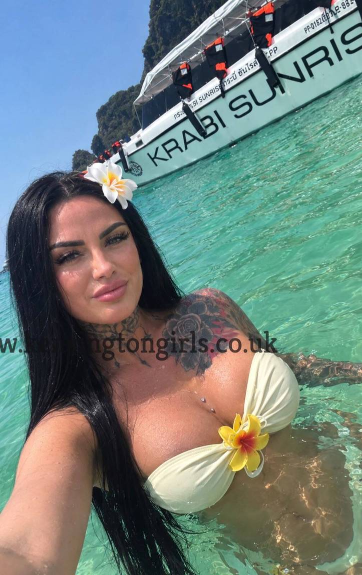 Medeya - E.European - Escort in London